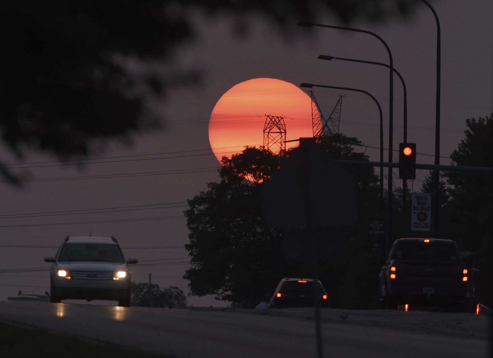 Western Wildfires Smoke Stretches East